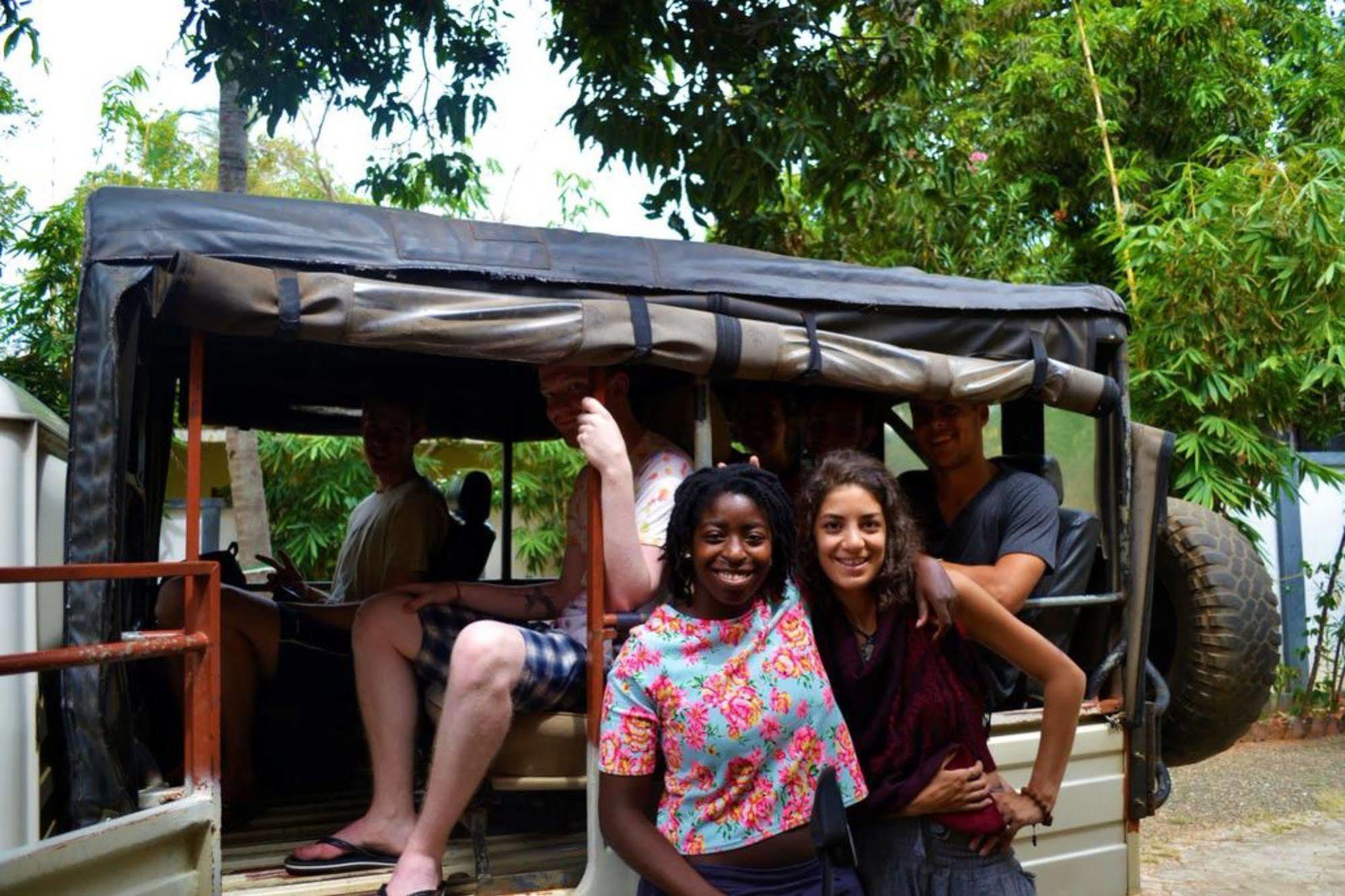 Dambulla City Hostel Buitenkant foto