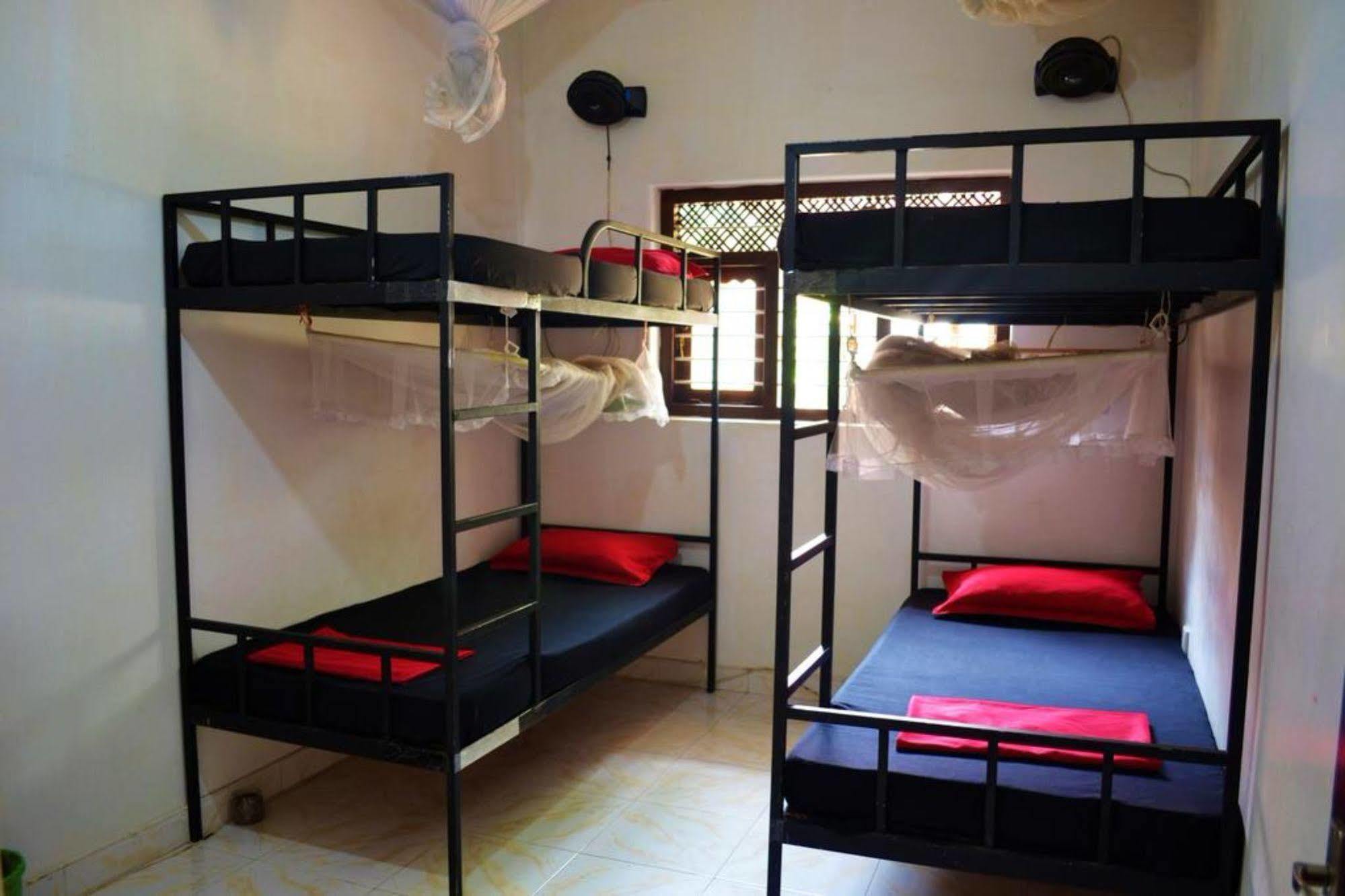 Dambulla City Hostel Buitenkant foto